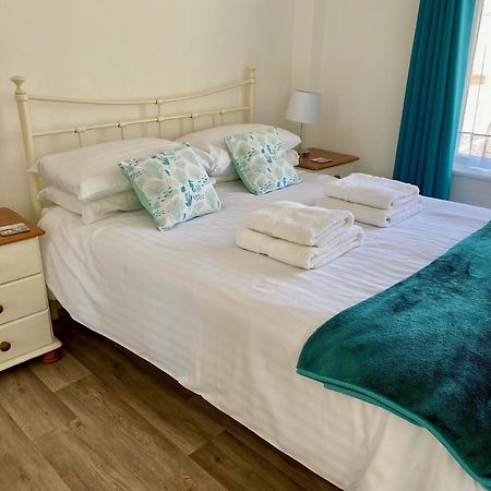 Golden Acre Jurassic Coastal Lodges ,Eype 브리드포트 외부 사진